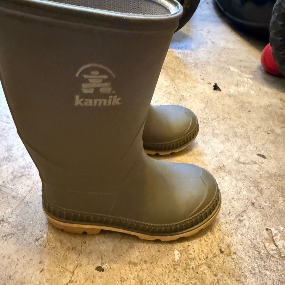 Kamik Green Rain & Snow Boots with Waterproof Design